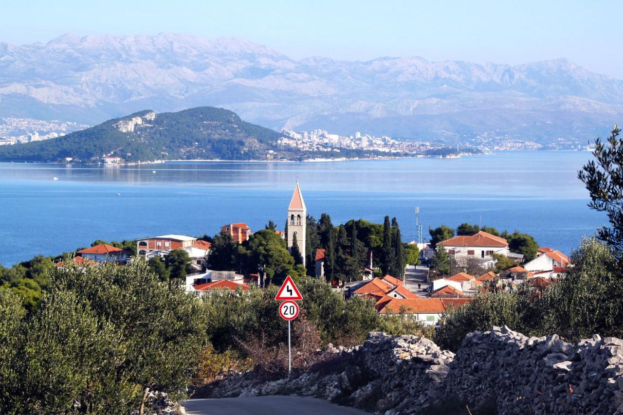 Apartments By The Sea Slatine, Ciovo - 10435 Екстериор снимка